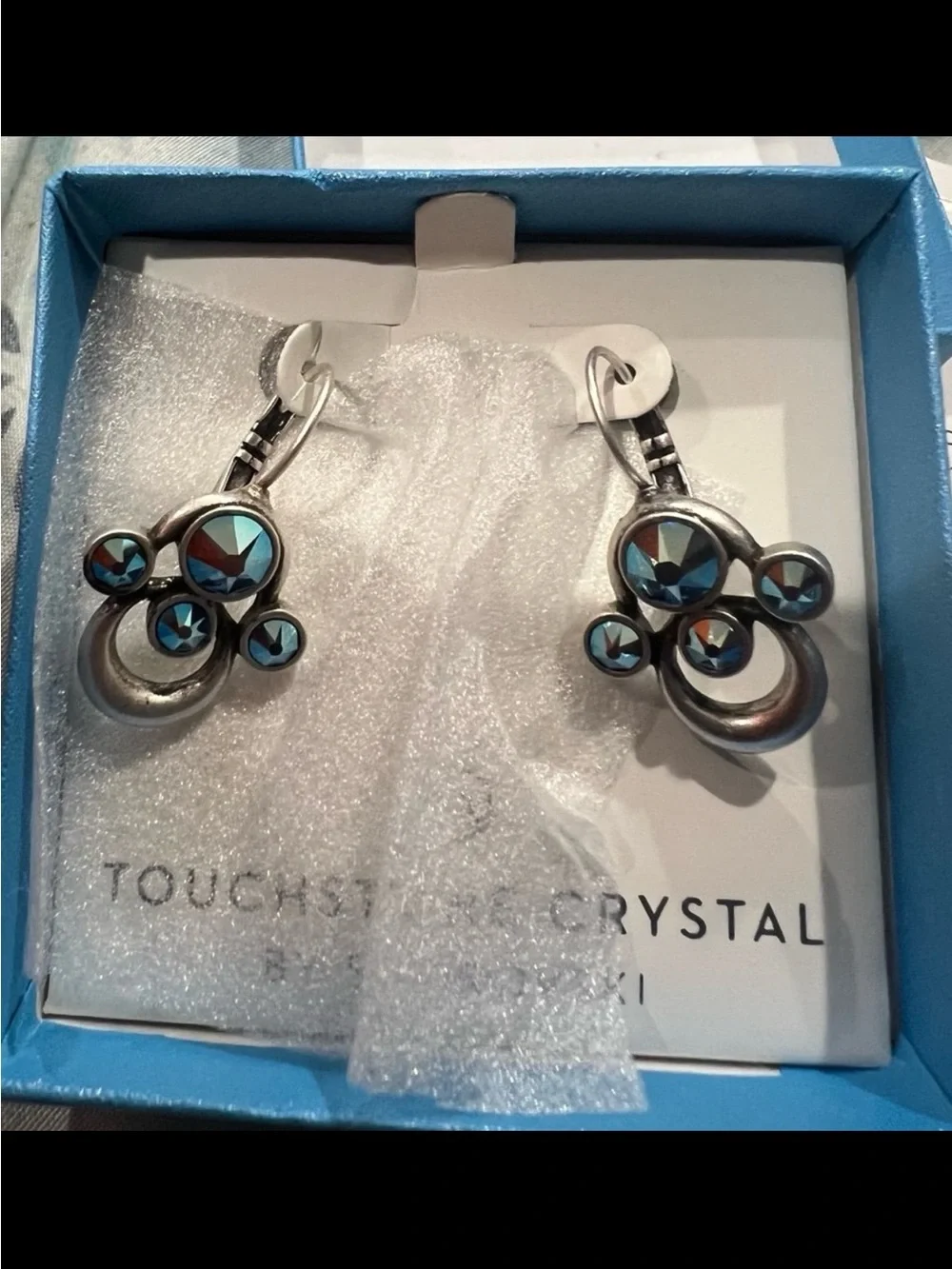 Shimmer V blue earrings vintage from touchstone crystal like new